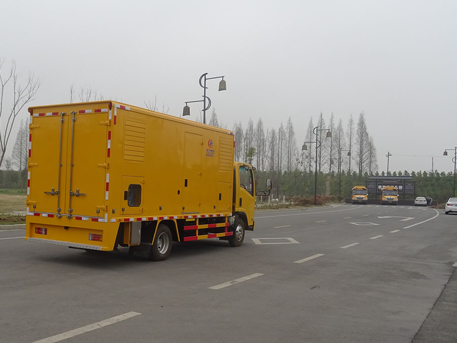 五十铃600P电源车