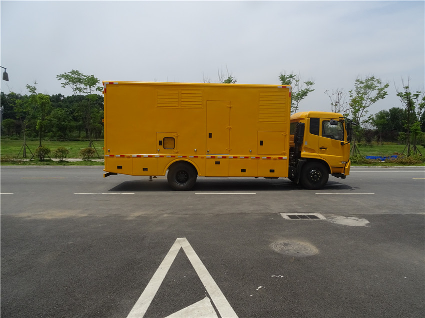 东风天锦200KW~300KW电源车
