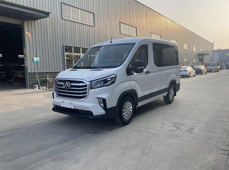大通V90伤残转运车