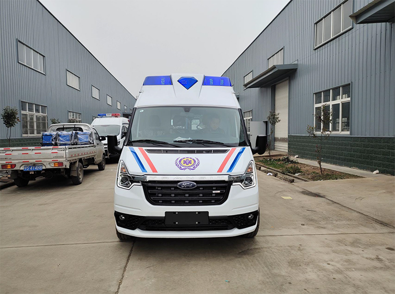 福特V348长轴福星顶救护车