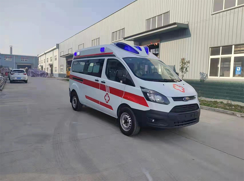 福特V362柴油转运型救护车
