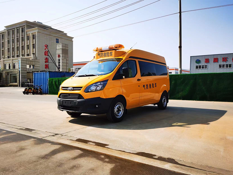 福特V362救险车