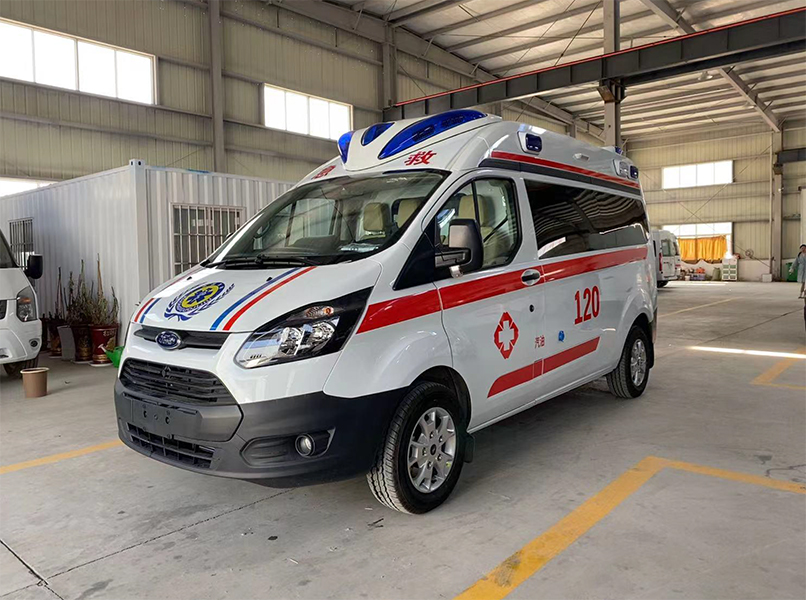 福特V362汽油转运型救护车