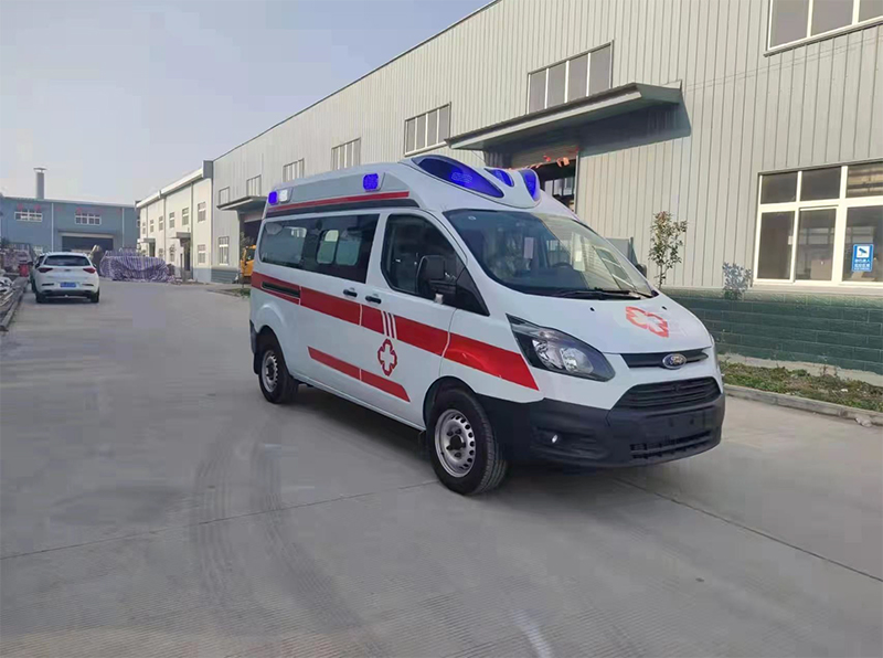 福特V362汽油自动挡监护型救护车
