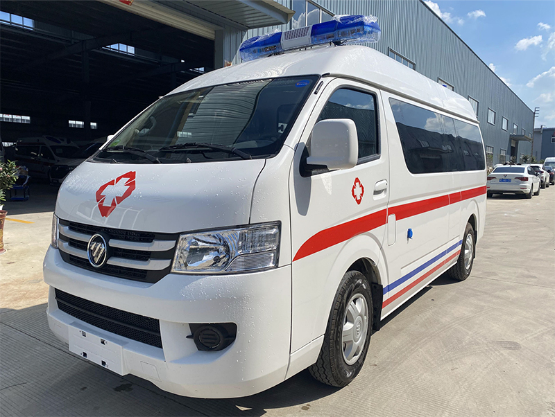 福田G7长轴转运型救护车