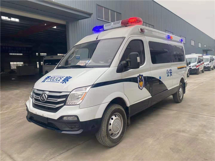 上汽大通长轴中顶12座囚车
