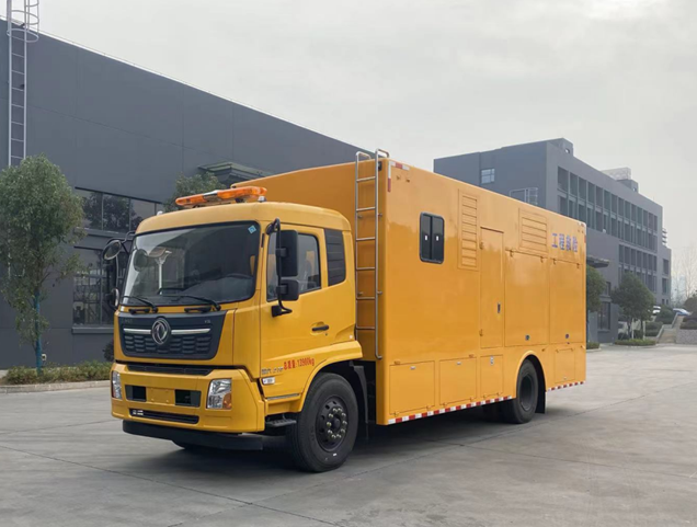 东风天锦3000-7000方排水救险车