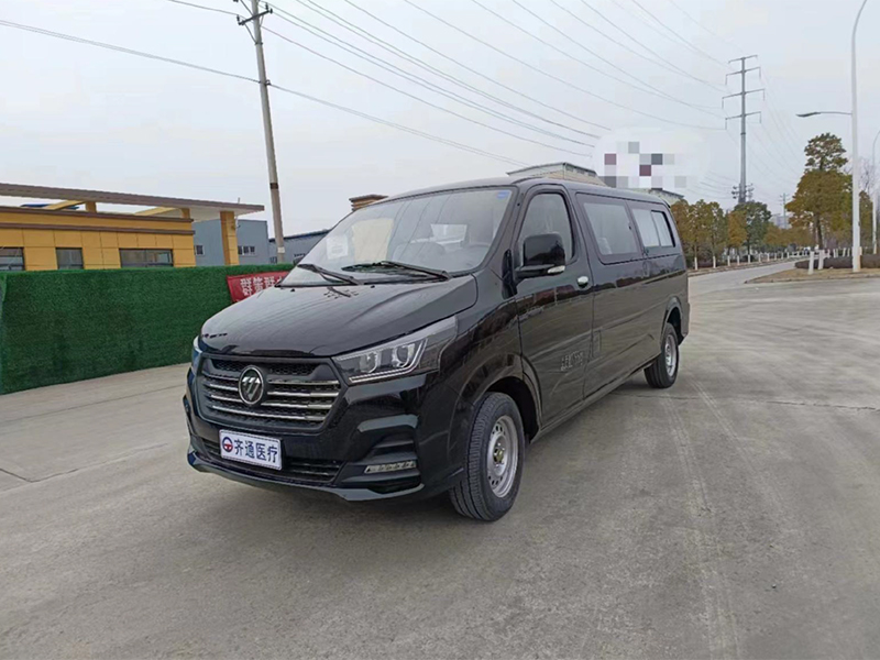 福田牌G5  BJ5036XBY-M1型殡仪车